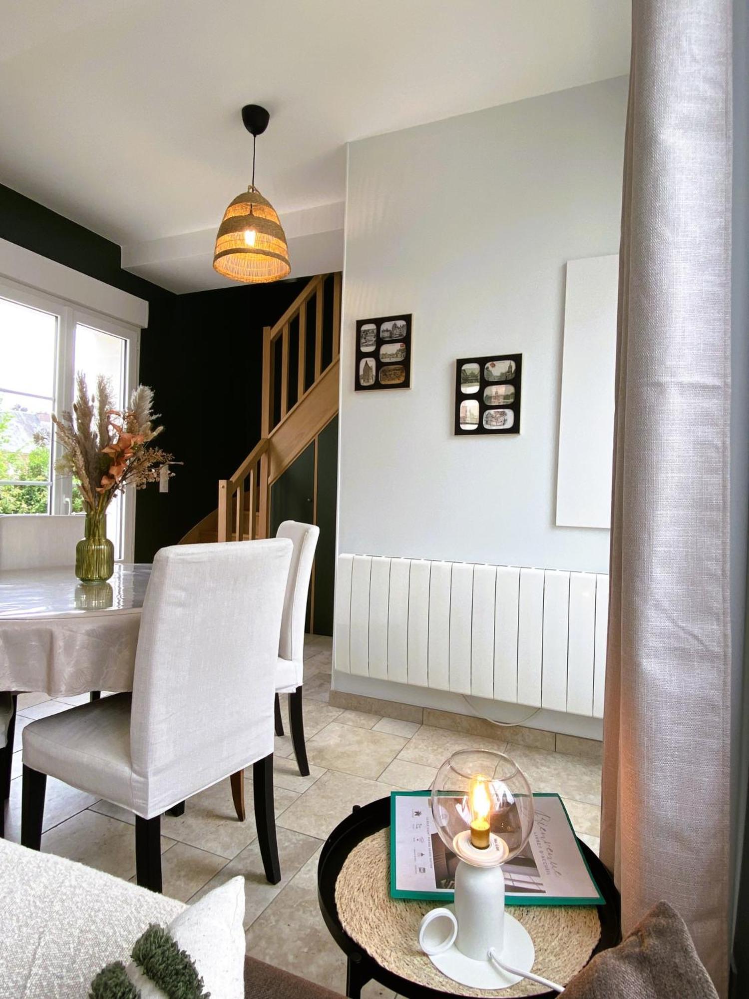 Maison 2 Chambres Avec Parking Et Jardin Ноайон Екстериор снимка